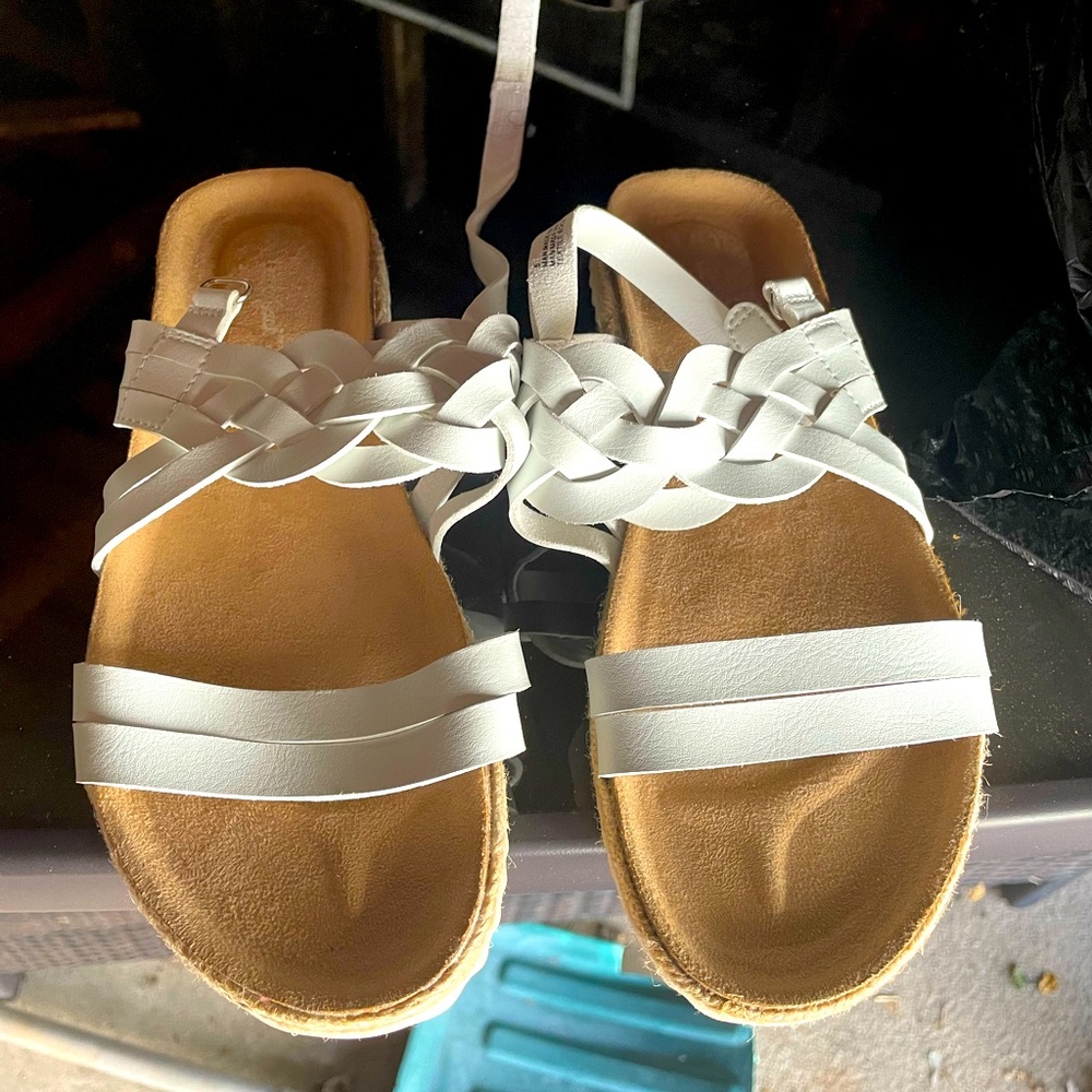 Kids sandals